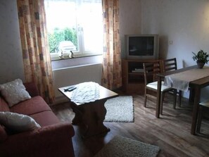 Living area - Appartement in Abenheim mit Grill und Terrasse by Interhome (Worms)