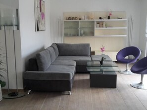 TV, fireplace - mit Großer Terrasse by Interhome (Sankt Margarethen im Lungau)