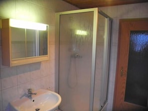 Towels - Kleine, gemütliche Ferienwohnung im Erholungsort by Interhome (Georgenthal)