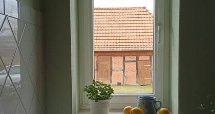 Appartement mit Blick auf das Wasser by Interhome