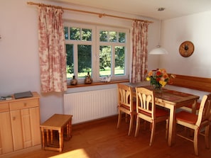 Dining - in Göhren mit Eigener Terrasse by Interhome (Barnin)