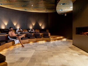 Bar (in der Unterkunft)