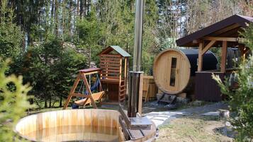 Bain à remous extérieur