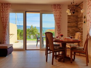 Dining - Apartment Rebeka by Interhome (Polje)