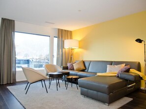 TV - Apartment Arnika by Interhome (Interlaken)