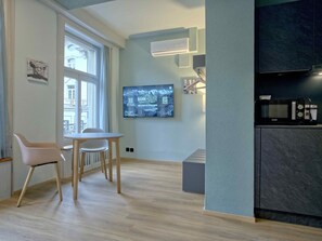 Dining - BankHouse StudioM202 by Interhome (Interlaken)