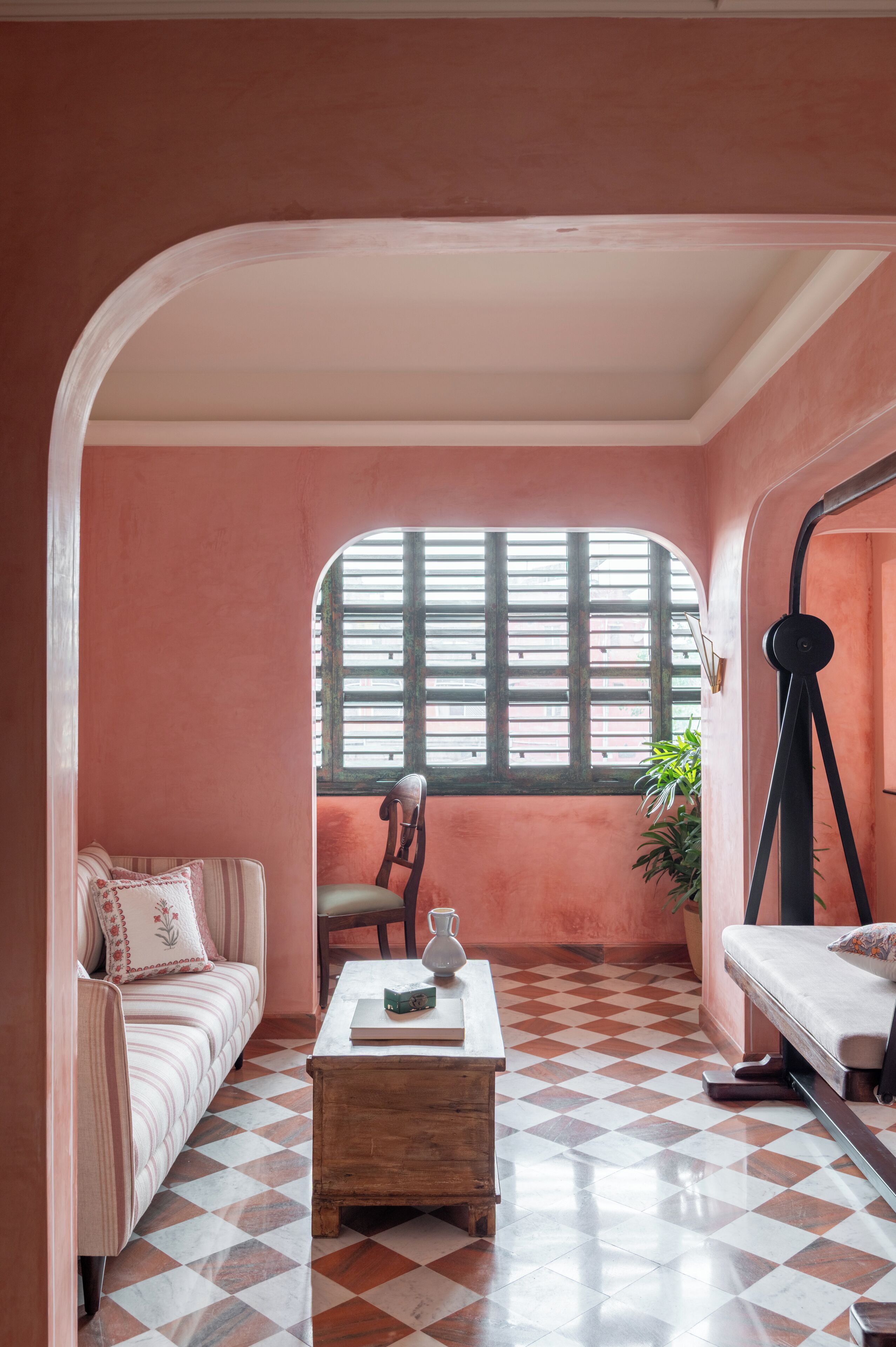 Suite | Minibar, in-room safe, soundproofing, iron/ironing board