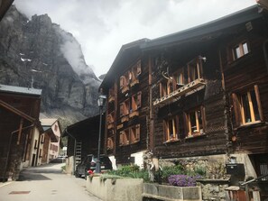 Exterior - 2-Zimmer Ferienwohn. by Interhome (Leukerbad)