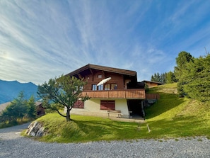 Exterior - Chalet Bärgblüemli by Interhome (Frutigen)
