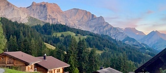 Chalet Bärgblüemli by Interhome
