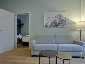 TV - BankHouse Apt. L206 by Interhome (Interlaken)