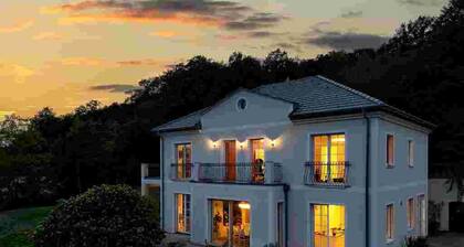 Willkommen in der Villa Valentina im Wienerwald by Interhome