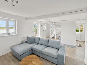 TV, DVD player - Reethus Backbord Nordsee by Interhome (Dagebüll)