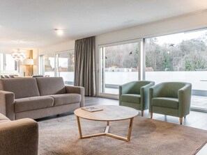 TV - Apt. Alpeglöggli by Interhome (Interlaken)