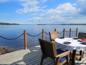 Outdoor dining - Villa Lakeside by Interhome (Länsi-Teisko)