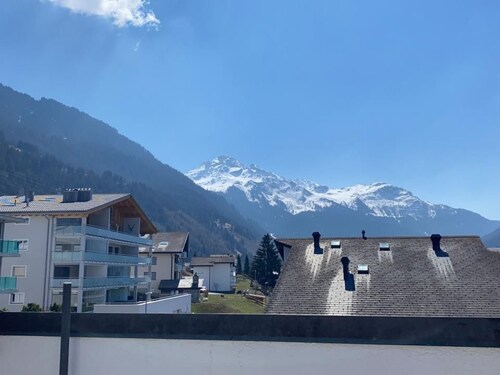 Grosszügige Dachwohnung mit Aussicht by Interhome