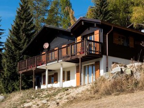 Exterior detail - Chalet Heidelbeeri by Interhome (Bellwald)