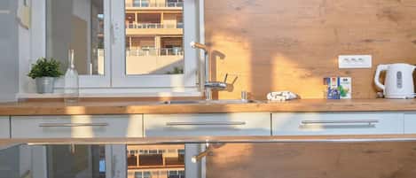 Fridge, microwave, oven, dishwasher