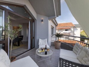 Terrace/patio - "Florami" mit Dachterrasse by Interhome (Kaštel Novi)