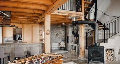 Wohnung in altem, renoviertem Bauernhaus by Interhome