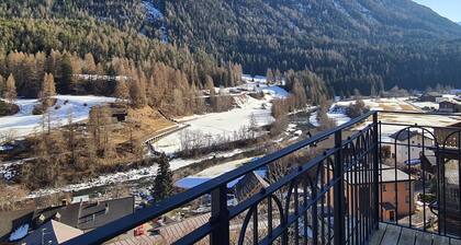 Wohnung mit atemberaubender Aussicht by Interhome