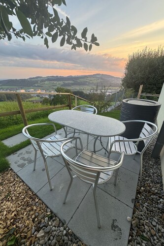 3 Zi - Ferienwohnung by Interhome