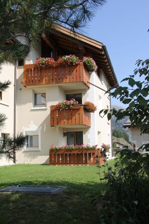Exterior - Apartment Aivla by Interhome (Celerina)