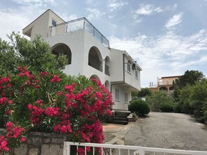 Exterior - Katusin by Interhome (Karlobag)
