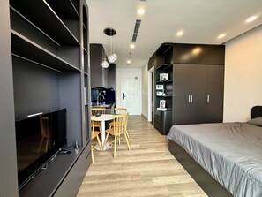 Free WiFi, bed sheets - Sunny Residence (Ha Noi)