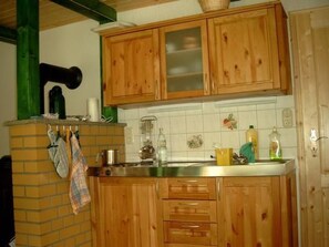 Réfrigérateur, four à micro-ondes, lave-vaisselle