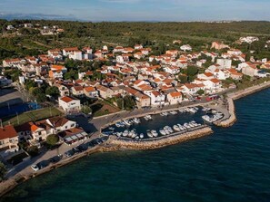 Marina - Große Ferienwohnung in Zadar mit Privatem Balkon by Interhome (Zadar)