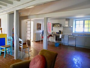 Interior - Ruhe und Stille auf dem Land by Interhome (Treignac)