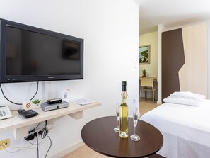Internet - Helle Studio-Ferienwohnung mit Sonnenbalkon by Interhome (Brač/Postira)