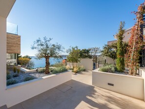 Property grounds - Charmantes Haus in Sevid mit privatem Parkplatz by Interhome (Marina)