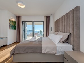 Internet - Charmantes Haus in Sevid mit privatem Parkplatz by Interhome (Marina)