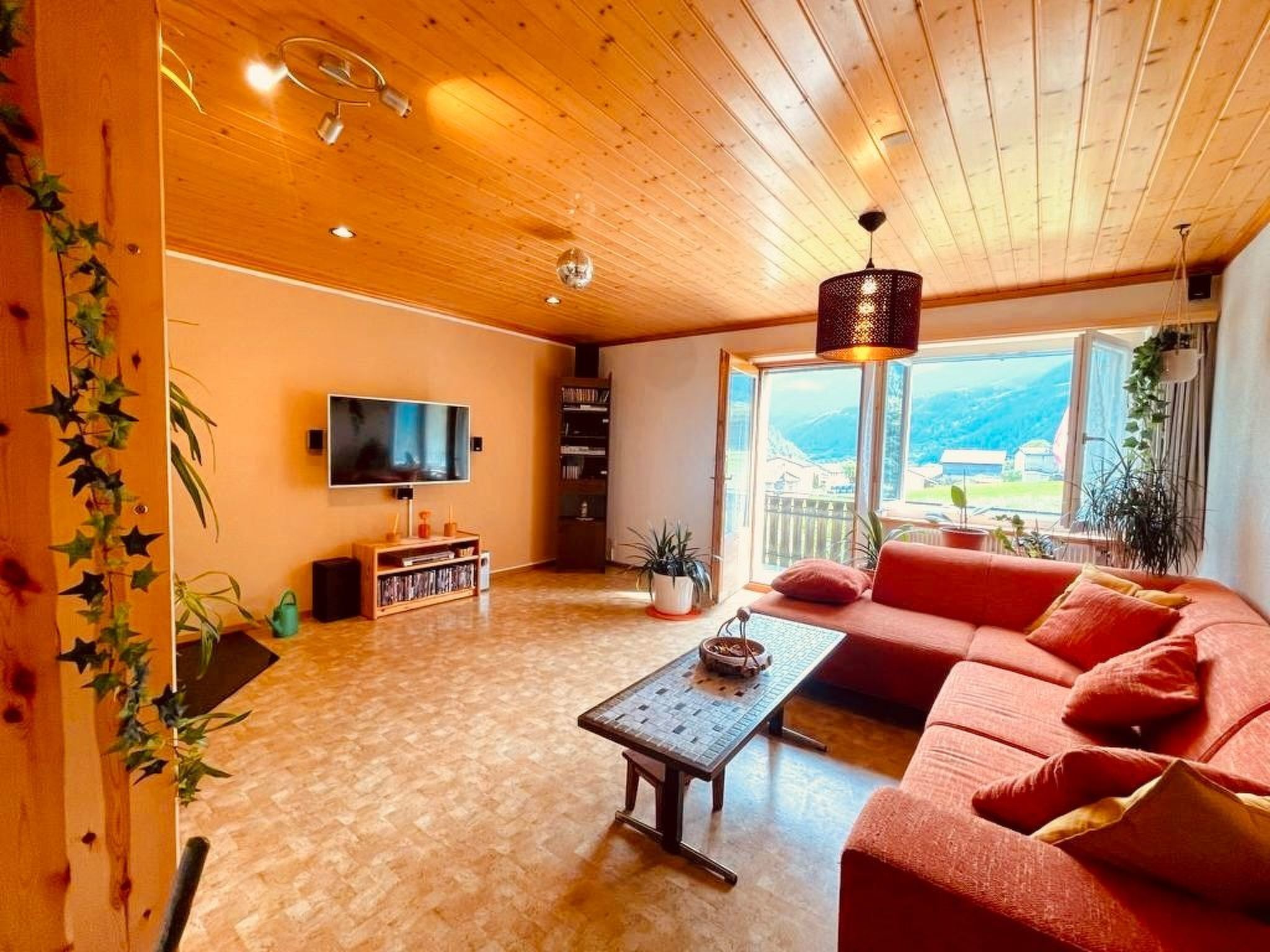Fireplace, DVD player