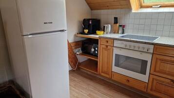 KylskÄp, mikrovÄgsugn, ugn och diskmaskin