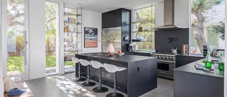 Maison (Multiple Bedrooms) | Intérieur