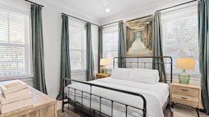 House (3 Bedrooms) | Interior - Wind & Sea by Avantstay 30A Retreat Near Gulf Place + Resort-style Communal Pool Access (Santa Rosa Beach)