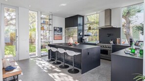 House (1 Bedroom) | Interior