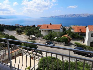 Property grounds - "Ana" mit Blick auf das Wasser by Interhome (Novi Vinodolski)