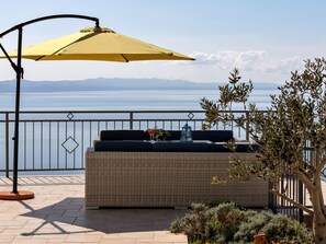 Property grounds - Villa "Lilly" mit Infinity-Pool by Interhome (Podgora)
