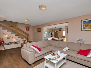 TV, fireplace, DVD player - Villa "Lilly" mit Infinity-Pool by Interhome (Podgora)