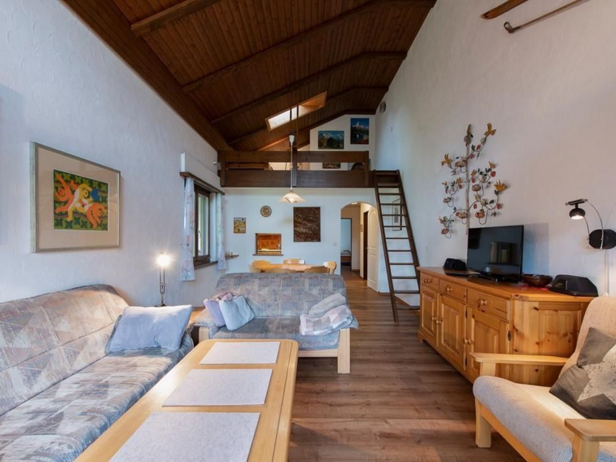 TV, fireplace, DVD player