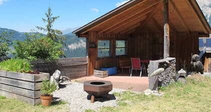 Tgesa Mitgel - ein Haus mit Charakter by Interhome