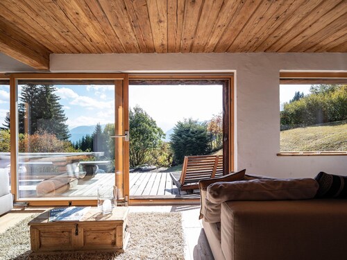 Chalet "Paradiesli" by Interhome