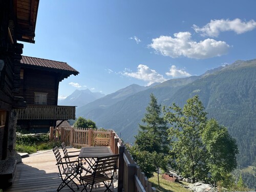 Val d'Hérens - Chalet "La grange à Marcel" (Die Scheune von Marcel) by Interhome