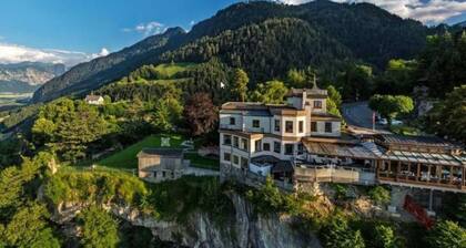 Ganzes Schloss Hotel Wartenstein inkl. Restaurant by Interhome
