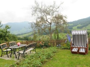 Outdoor dining - Schwarzenbachhof by Interhome (Steinen)