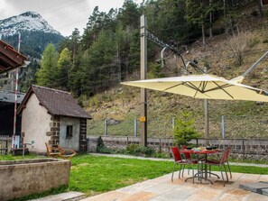 Outdoor dining - Eggwald by Interhome (Wassen UR)